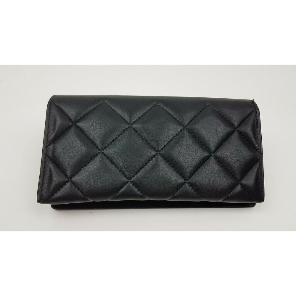 Chanel sunglasses quilted case & cleaning cloth - Picture 6 of 11